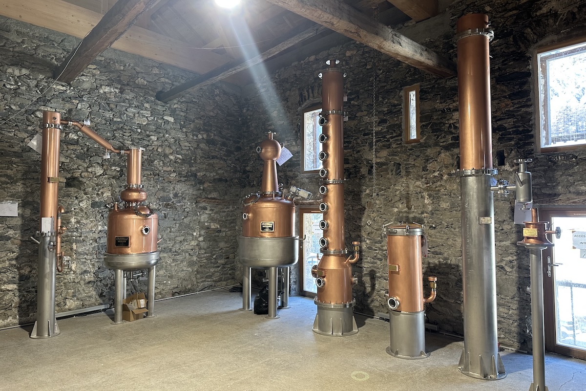 Distillerie Saint-Véran, distillerie d'altitude dans les Alpes